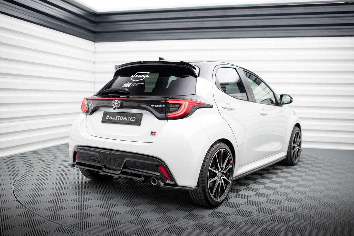 Heckspoiler Lippe Toyota Yaris GR Sport Mk4 schwarz Hochglanz – Ansicht 4