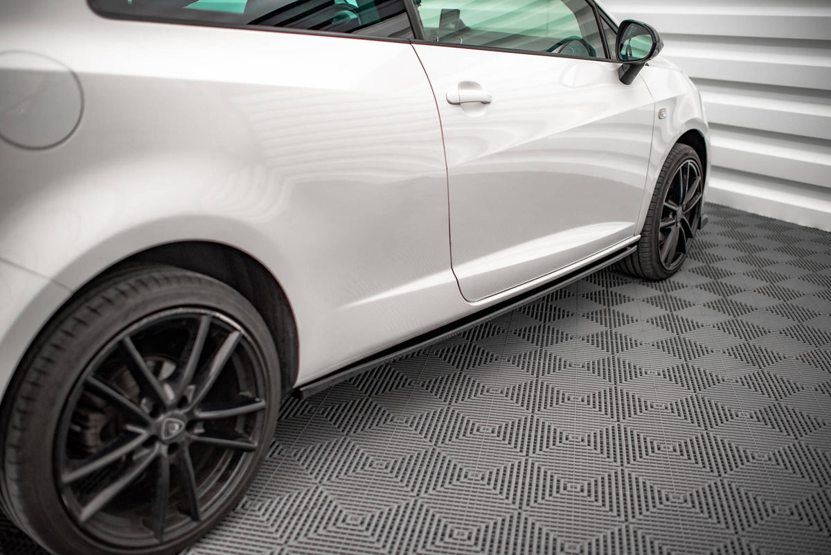 Street+ Seitenschweller Leisten passend für Seat Ibiza FR SC Mk4 Facelift schwarz Hochglanz – Ansicht 1