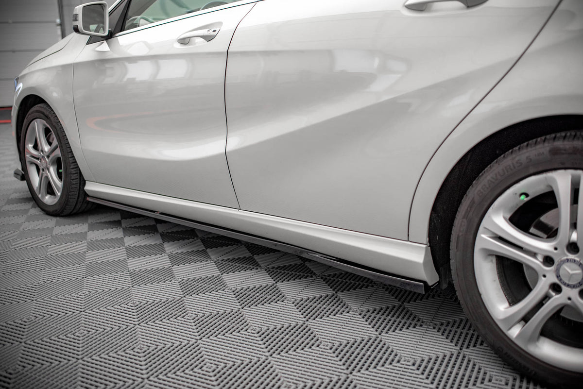 Street+ Seitenschweller Leisten V.2 passend für Mercedes-Benz A W176 schwarz Hochglanz – Ansicht 1