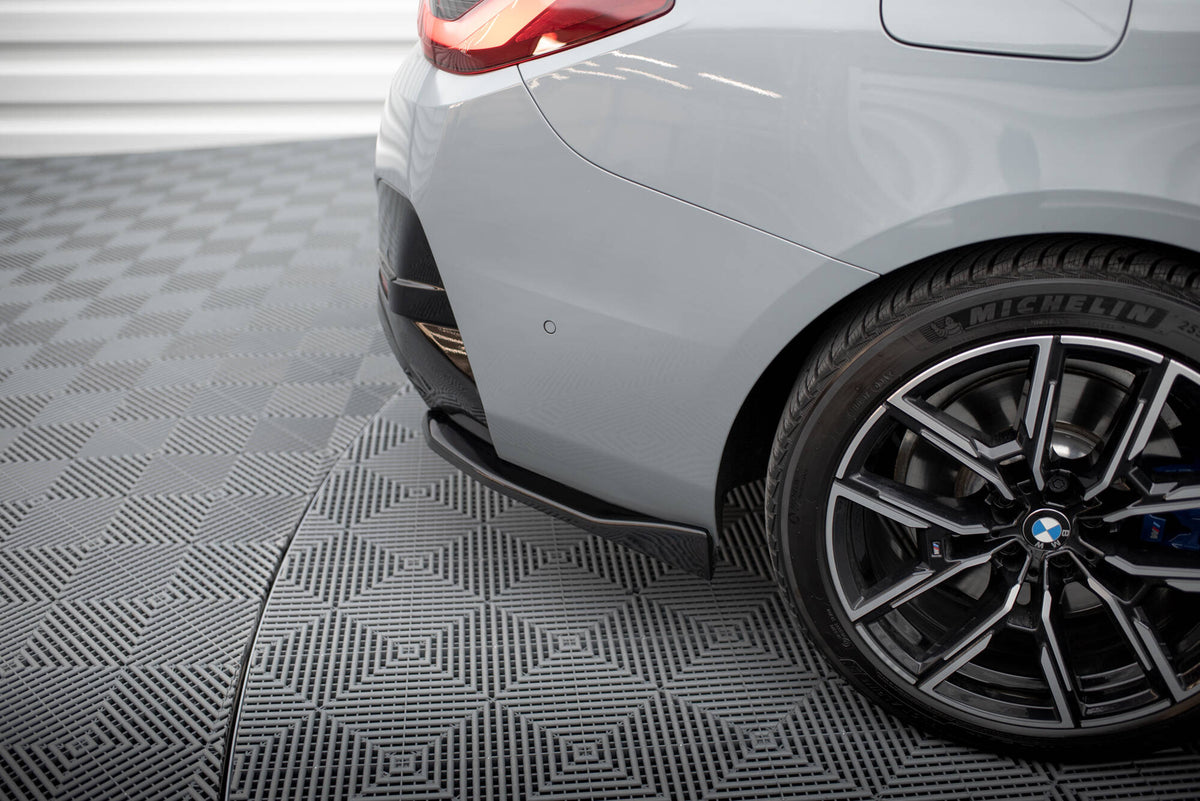 Heck Ansatz Flaps Diffusor V.4 passend für BMW M440i / 4 M-Paket Gran Coupe G26 schwarz Hochglanz – Ansicht 4