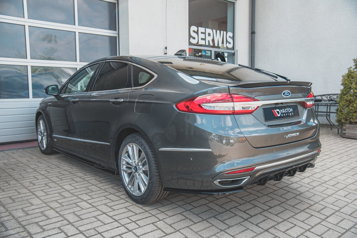 Heck Ansatz Flaps Diffusor passend für Ford Mondeo Vignale Mk5 Facelift schwarz Hochglanz – Ansicht 1