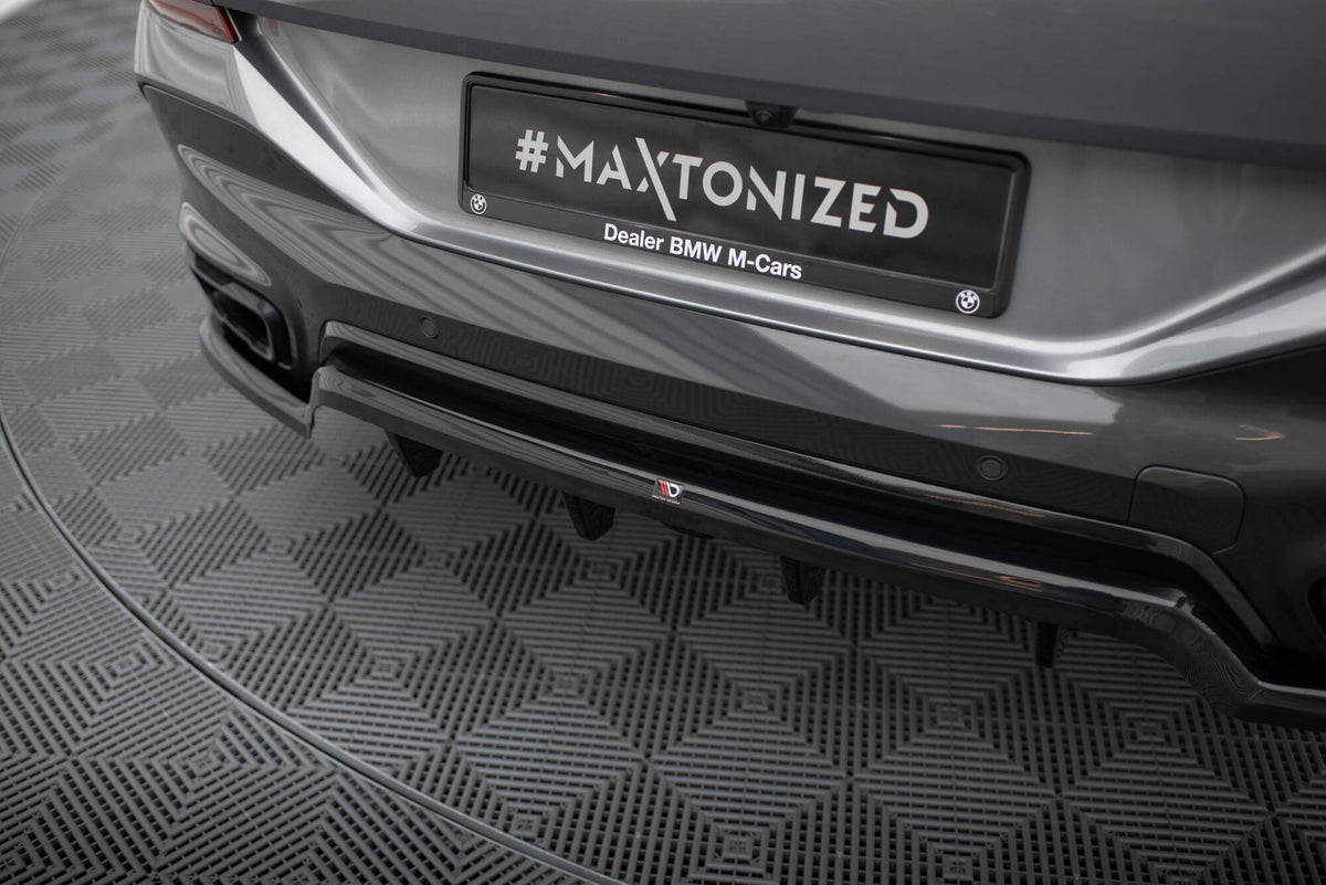 Street+ Mittlerer Diffusor RACE passend für V.1 BMW X6 M-Paket G06 Facelift schwarz Hochglanz – Ansicht 3