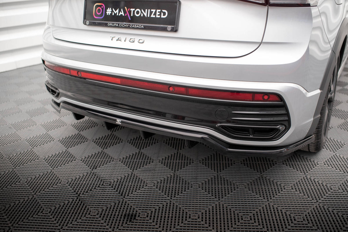 Street+ Mittlerer Diffusor RACE passend für VW Taigo R-Line Mk1 schwarz Hochglanz – Ansicht 1