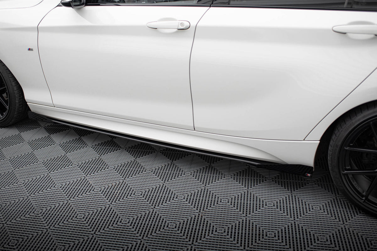 Seitenschweller Flaps passend für BMW 1er F20 M135i / M140i / M-Paket schwarz Hochglanz – Ansicht 4