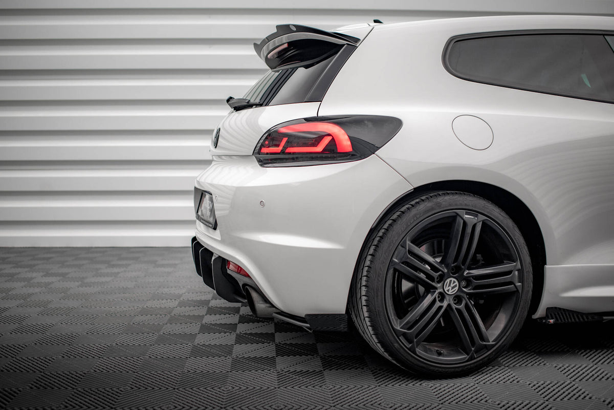 Hintere Seiten Flaps passend für VW Scirocco R Mk3 schwarz Hochglanz – Ansicht 3