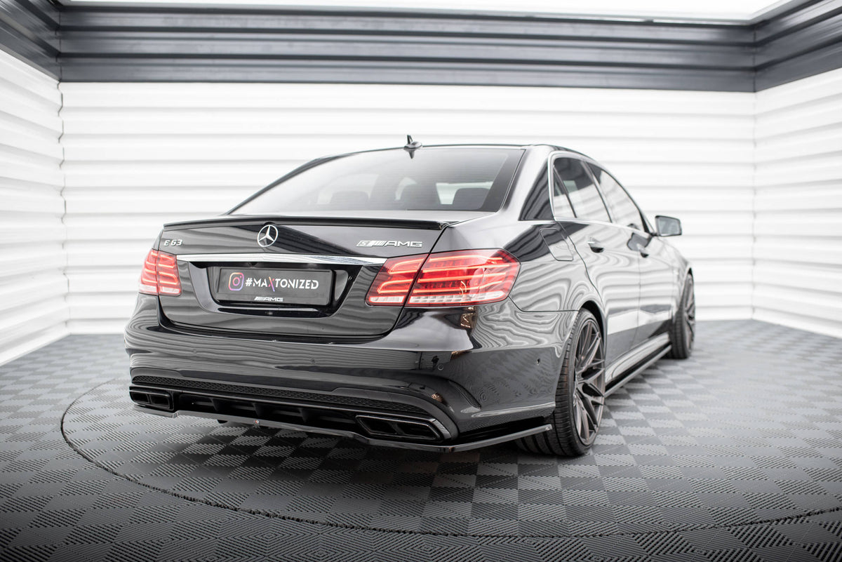 Street+ Mittlerer Diffusor RACE passend für Mercedes-Benz E63 AMG Limousine W212 Facelift schwarz Hochglanz – Ansicht 1