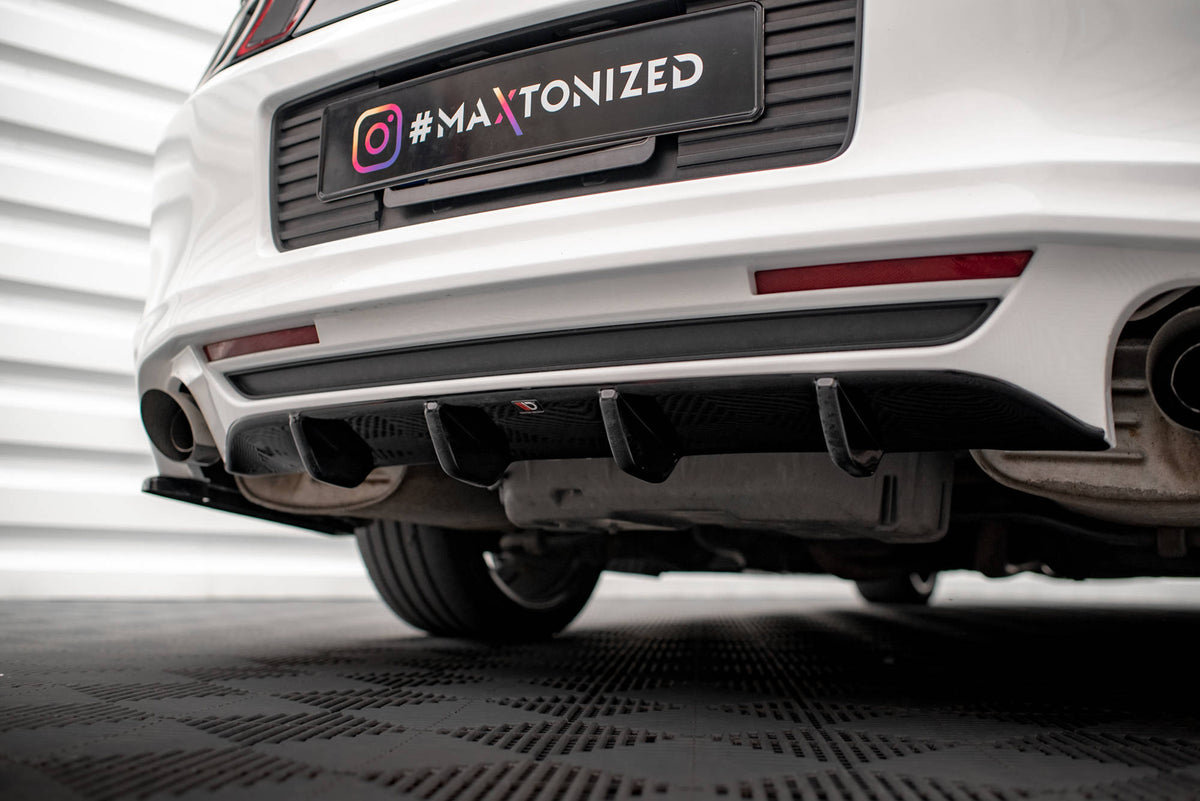 Diffusor Heck Ansatz passend für Ford Mustang Mk5 Facelift schwarz Hochglanz – Ansicht 4