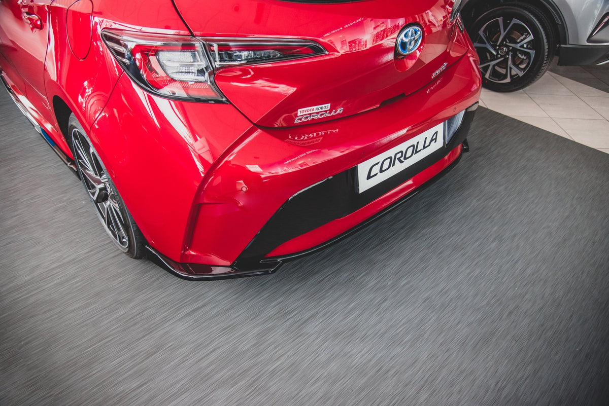 Heckansatz Toyota Corolla XII Hatchback schwarz Hochglanz – Ansicht 3