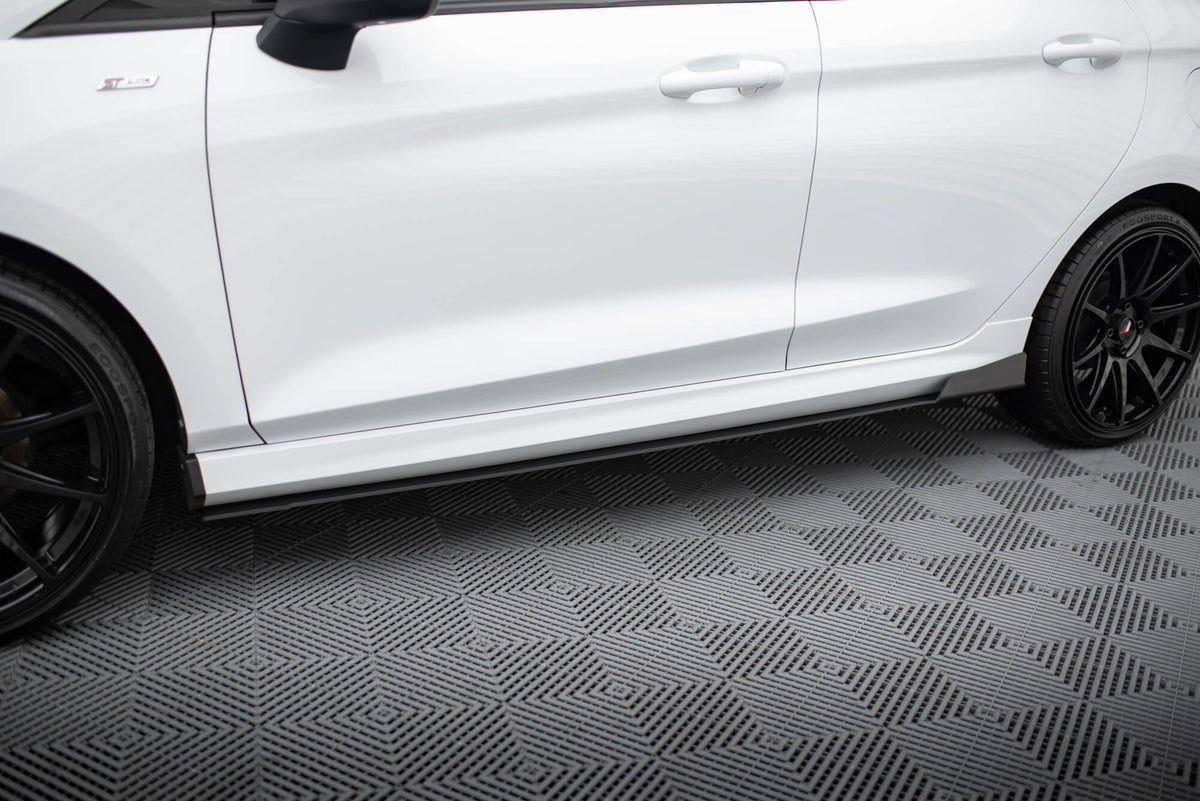 Sport Street+ Seitenschweller Leisten passend für V.1 passend für Ford Fiesta Mk8 ST / ST-Line – Ansicht 3