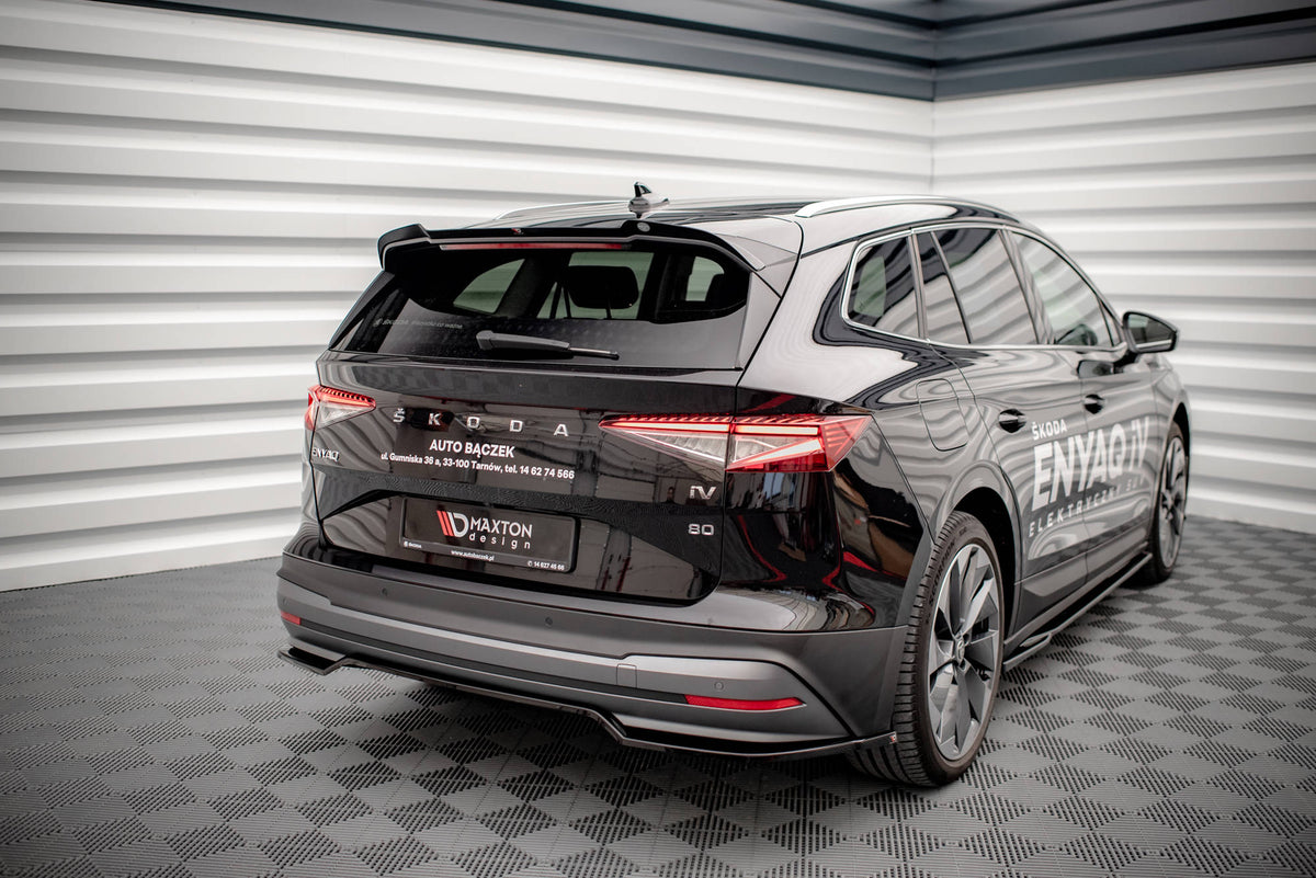 Street+ Mittlerer Diffusor RACE passend für Skoda Enyaq iV schwarz Hochglanz – Ansicht 4