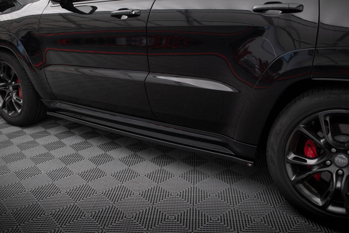 Street+ Seitenschweller Leisten passend für Jeep Grand Cherokee SRT WK2 Facelift schwarz Hochglanz – Ansicht 4