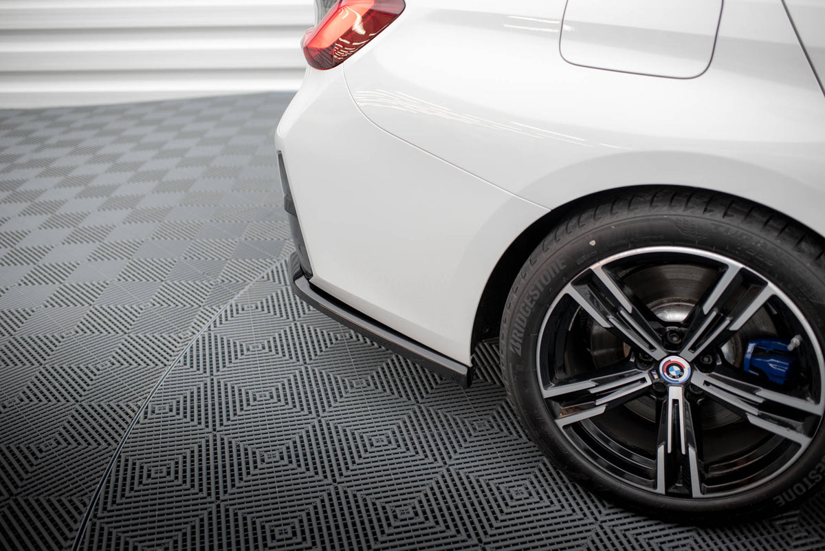 Heck Ansatz Flaps Diffusor passend für BMW M-Paket G20 / G21 Facelift schwarz Hochglanz – Ansicht 3