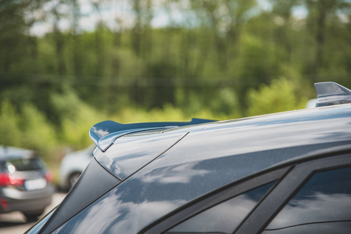 Heckspoiler Lippe Ford Puma Mk1 schwarz Hochglanz – Ansicht 6