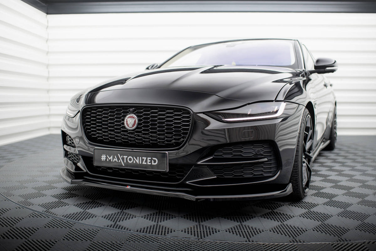 Street+ Spoilerlippe Front Ansatz V.1 passend für Jaguar XE X760 Facelift schwarz Hochglanz – Ansicht 3