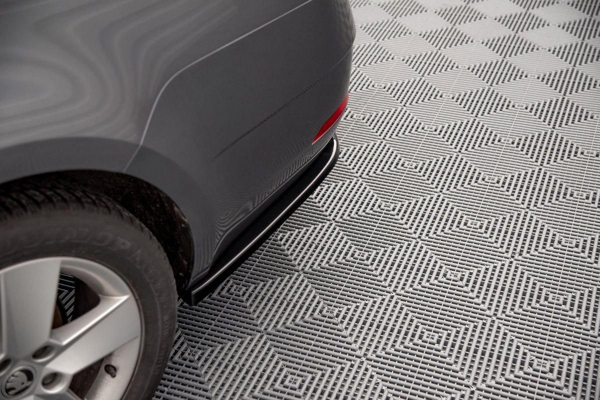 Heck Ansatz Flaps Diffusor passend für Skoda Octavia Mk3 Facelift schwarz Hochglanz – Ansicht 3