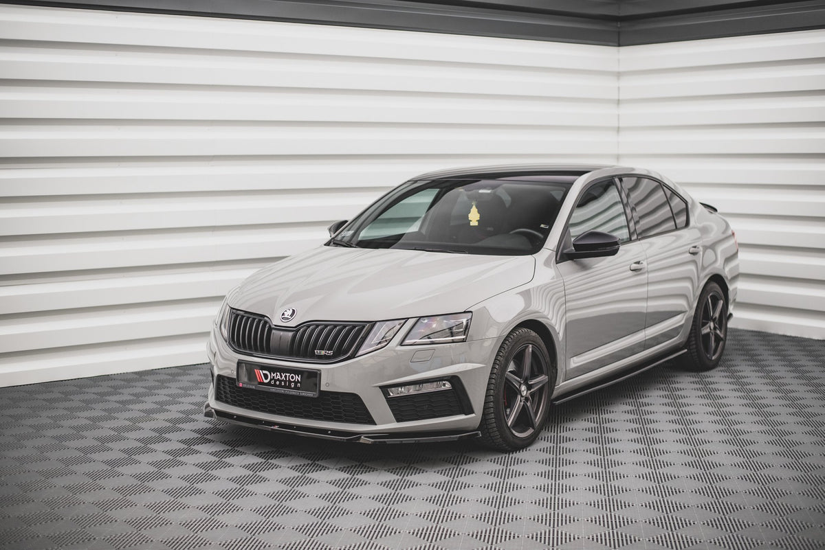 Street+ Spoilerlippe Front Ansatz V.3 passend für Skoda Octavia RS Mk3 Facelift schwarz Hochglanz – Ansicht 3