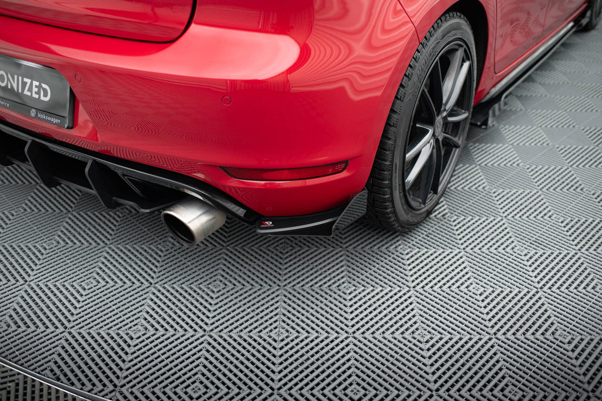 Hintere Seiten Flaps passend für VW Golf GTI Mk6 schwarz Hochglanz – Ansicht 3