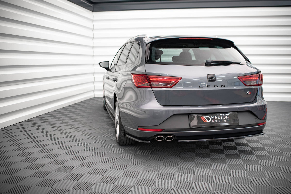 Heck Ansatz Flaps Diffusor V.1 passend für Seat Leon FR Sportstourer Mk3 schwarz Hochglanz – Ansicht 4