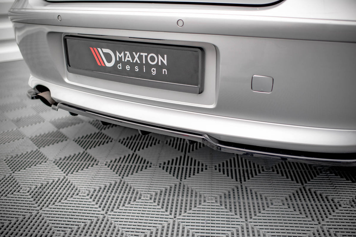 Street+ Mittlerer Diffusor RACE passend für BMW 1er E81 Facelift schwarz Hochglanz – Ansicht 3