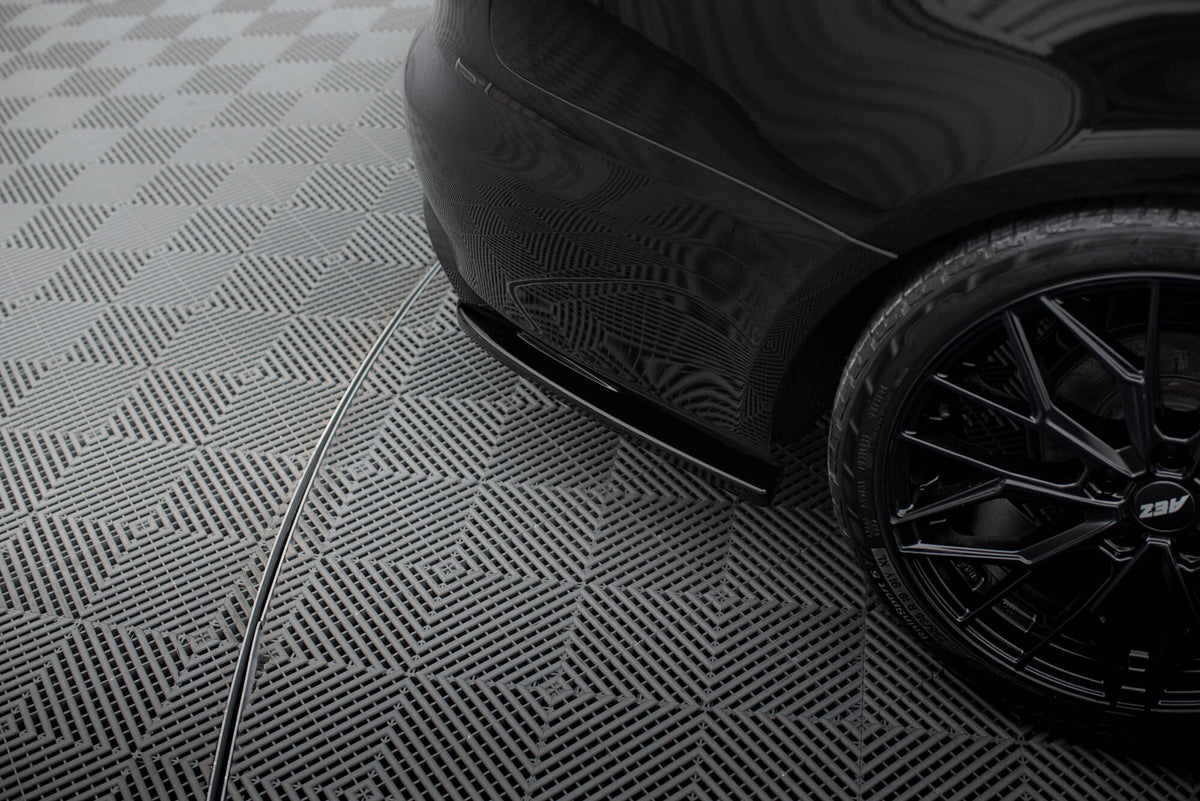 Heck Ansatz Flaps Diffusor V.2 passend für Audi A4 B8 schwarz Hochglanz – Ansicht 4