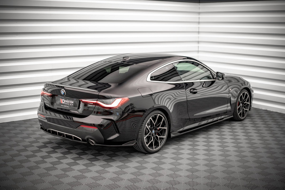 Heck Ansatz Flaps Diffusor V.2 passend für BMW 4er M-Paket G22 / G23 / G22 Facelift / G23 Facelift schwarz Hochglanz – Ansicht 3