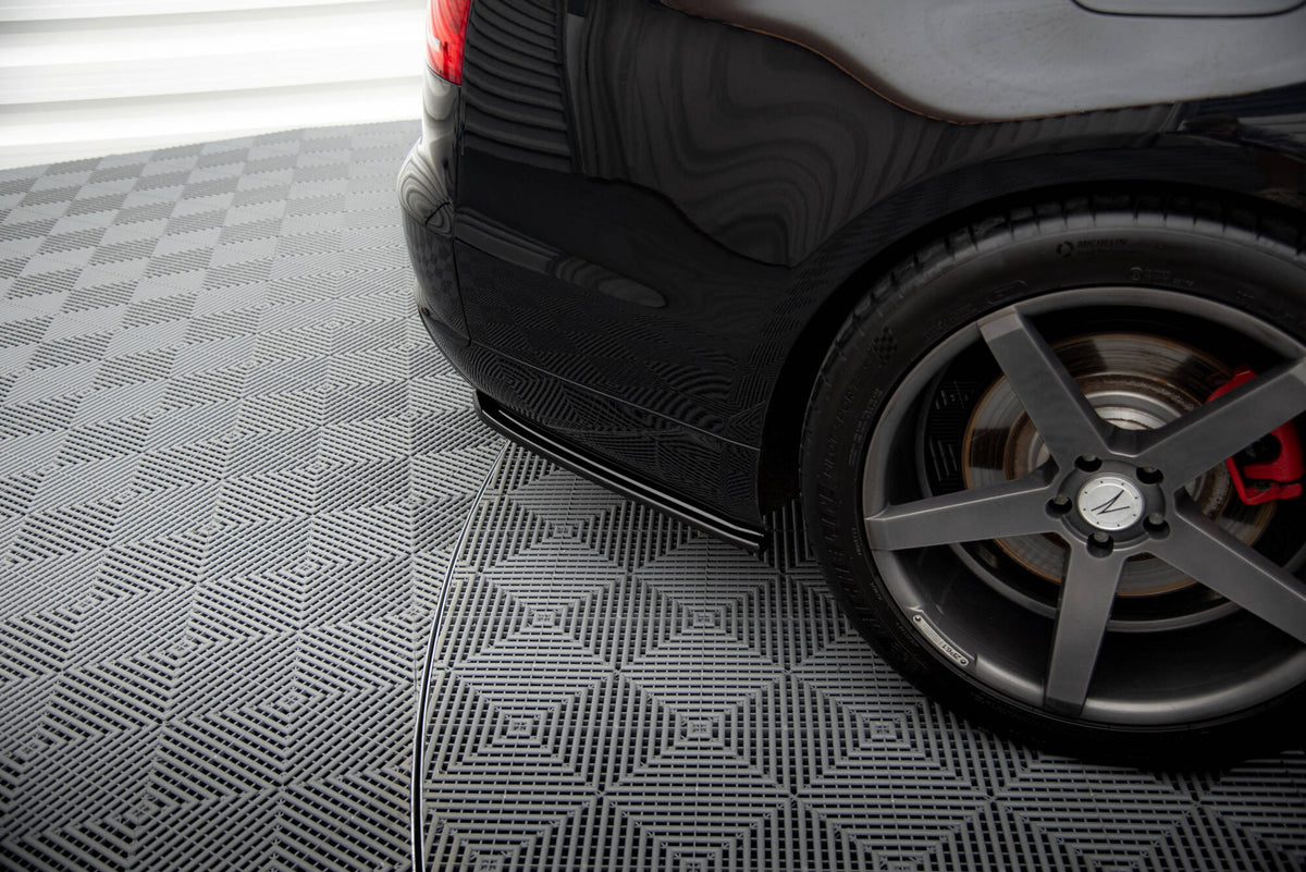 Heck Ansatz Flaps Diffusor passend für Audi A8 D4 schwarz Hochglanz – Ansicht 4