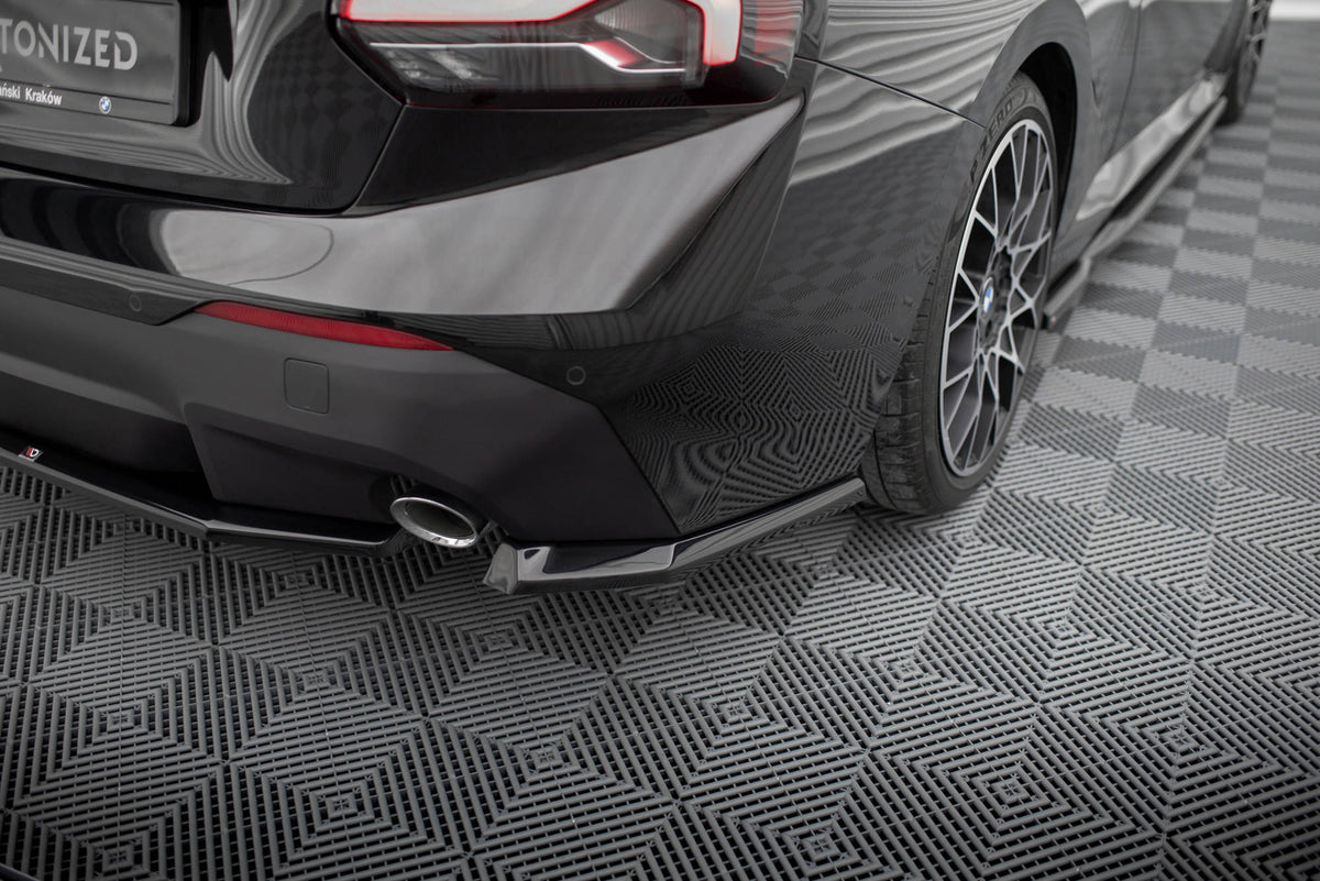 Heck Ansatz Flaps Diffusor V.1 passend für BMW 2 Coupe G42 schwarz Hochglanz – Ansicht 4