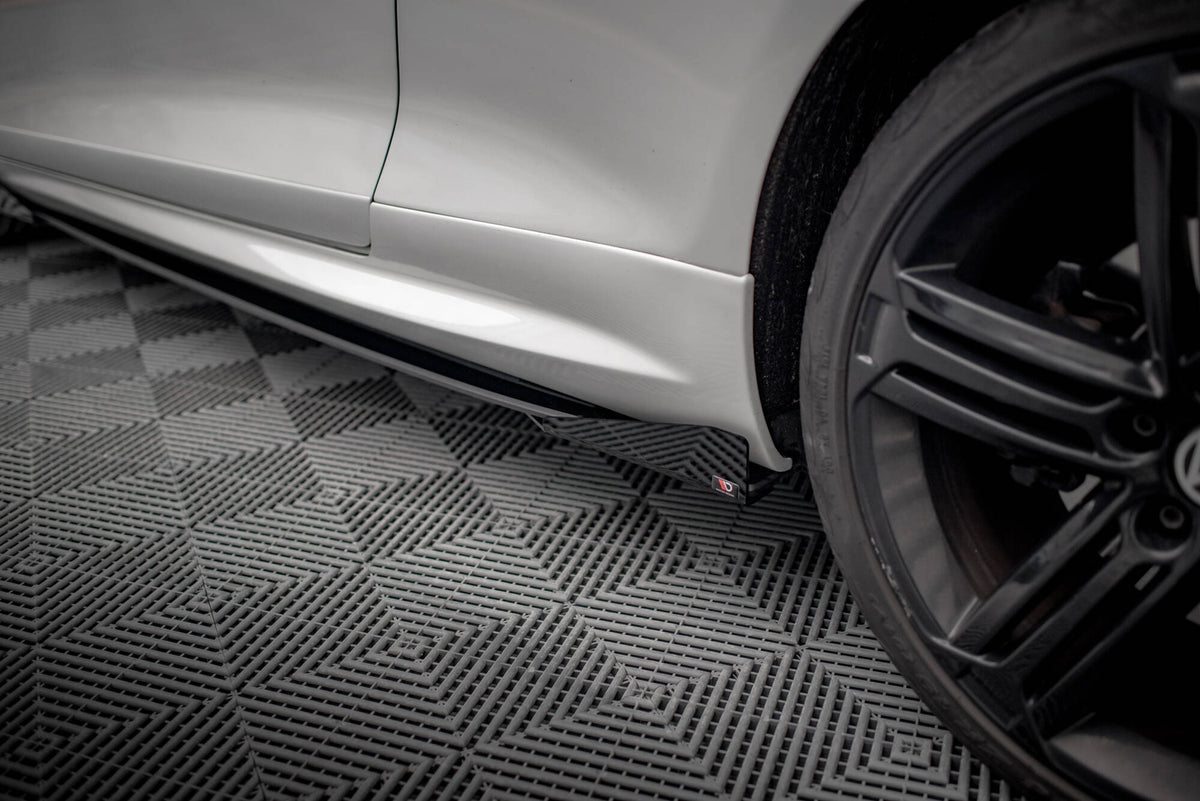 Seitenschweller Flaps passend für VW Scirocco R Mk3 schwarz Hochglanz – Ansicht 3