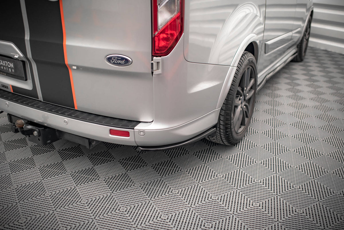 Heck Ansatz Flaps Diffusor passend für Ford Transit Custom ST-Line Mk1 Facelift schwarz Hochglanz – Ansicht 3
