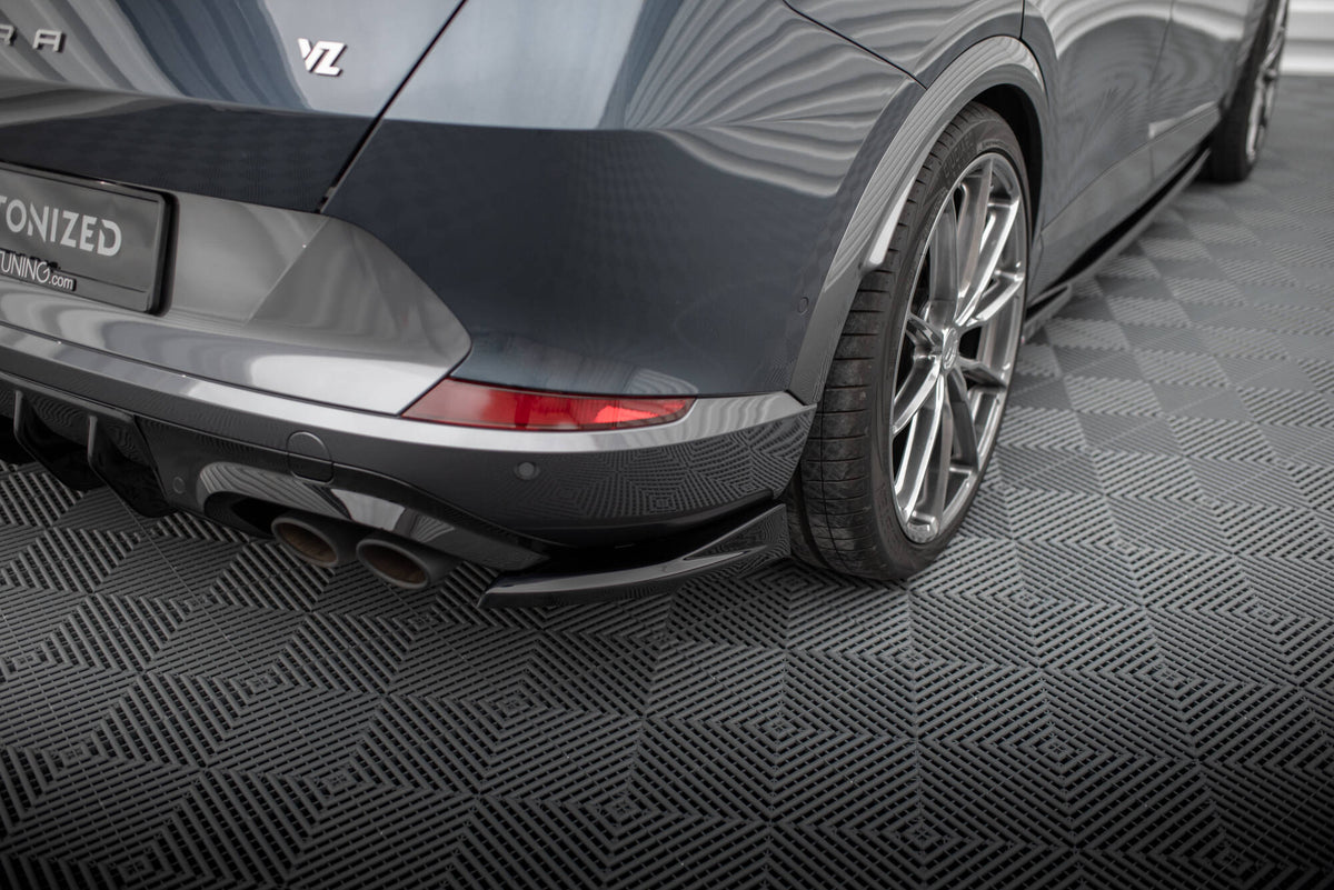 Heck Ansatz Flaps Diffusor V.3 passend für Cupra Formentor VZ Mk1 / Mk1 Facelift schwarz Hochglanz – Ansicht 3