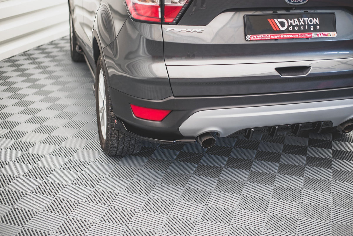 Heck Ansatz Flaps Diffusor passend für Ford Escape Mk3 schwarz Hochglanz – Ansicht 1
