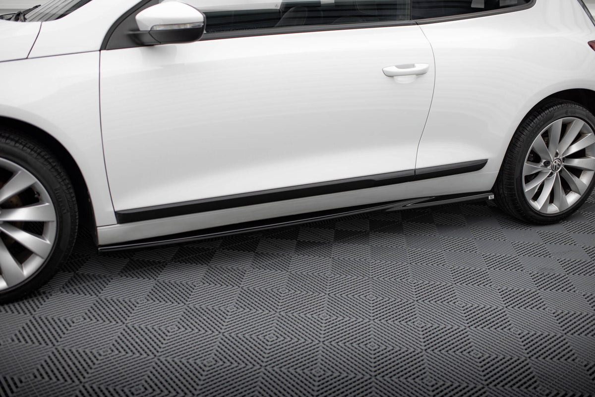 Street+ Seitenschweller Leisten passend für VW Scirocco Mk3 Facelift schwarz Hochglanz – Ansicht 1