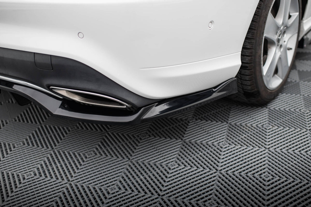 Street+ Mittlerer Diffusor RACE passend für Mercedes-Benz CLA C117 Facelift schwarz Hochglanz – Ansicht 3