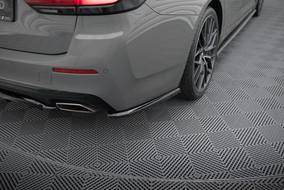 Heck Ansatz Flaps Diffusor passend für BMW 5er G30 / G31 Facelift schwarz Hochglanz – Ansicht 3