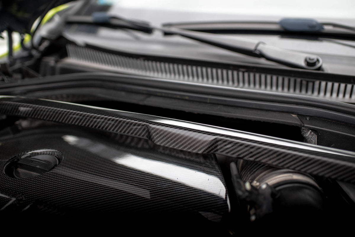 Carbon Fiber Strut Bar Cover BMW M135i F40 / F70 – Ansicht 3