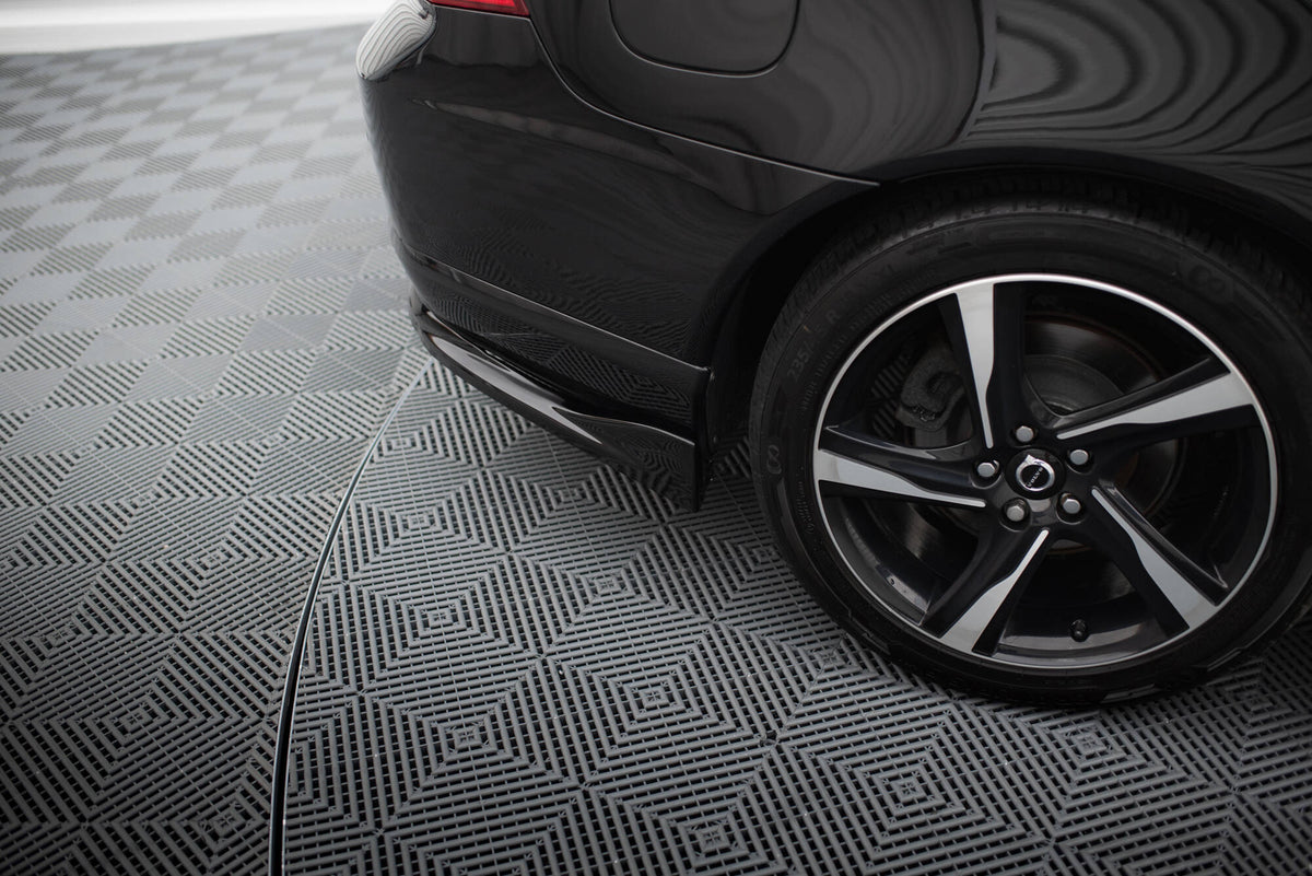Heckansatz Volvo S80 Mk2 schwarz Hochglanz – Ansicht 4