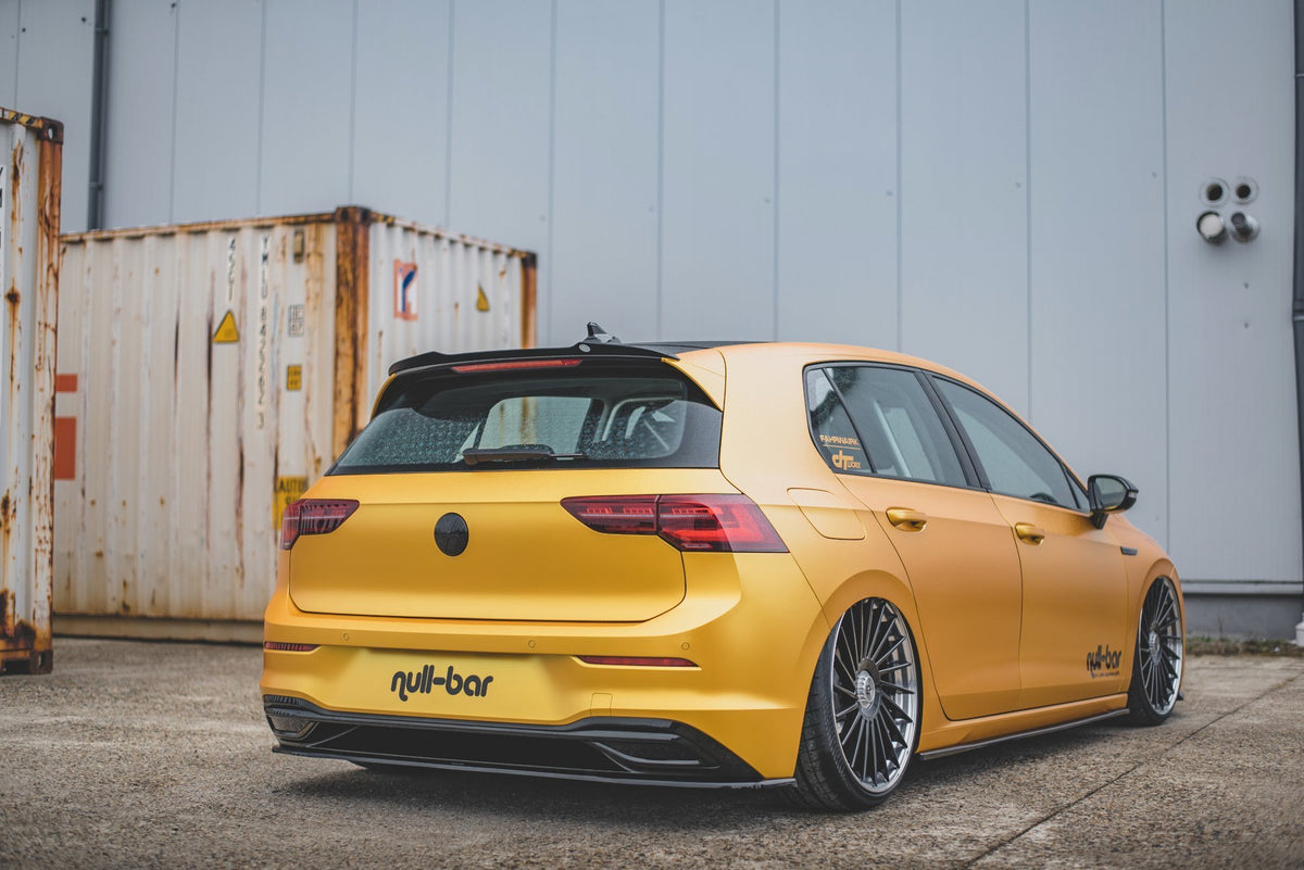 Heckansatz VW Golf Hatchback Mk8 schwarz Hochglanz – Ansicht 4