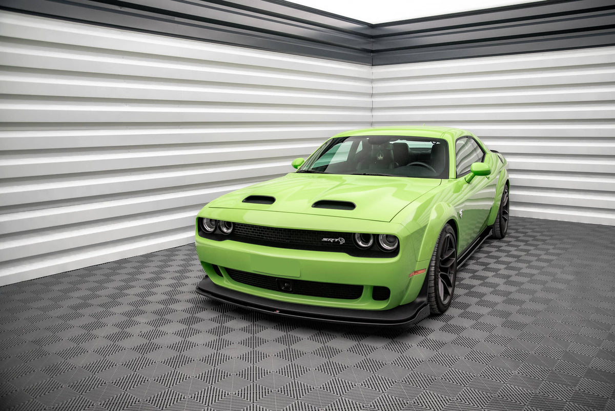 Street+ Spoilerlippe Front Ansatz passend für Dodge Challenger SRT Hellcat Widebody Mk3 schwarz Hochglanz – Ansicht 1