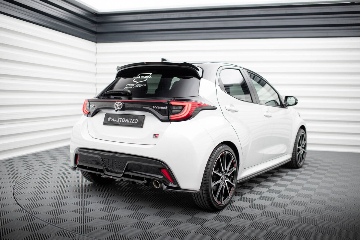 Street+ Mittlerer Diffusor RACE passend für Toyota Yaris GR Sport Mk4 schwarz Hochglanz – Ansicht 1