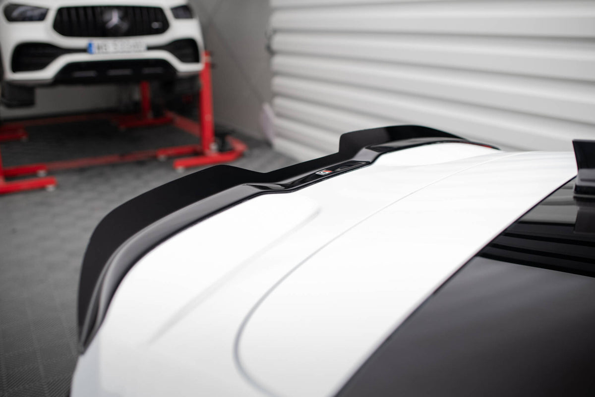 Heckspoiler Lippe V.2 Ford Focus Hatchback ST Mk4 schwarz Hochglanz – Ansicht 1