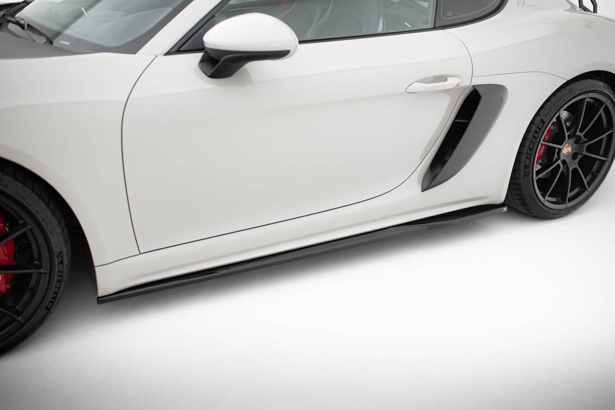 Street+ Seitenschweller Leisten passend für V.1 passend für Porsche 718 Cayman GTS 982c / 718 Boxster GTS 982  schwarz Hochglanz – Ansicht 3