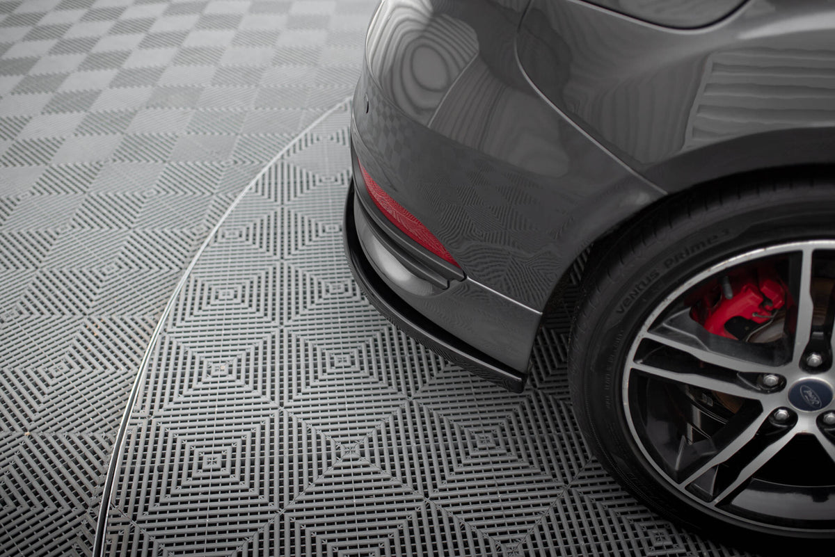 Heck Ansatz Flaps Diffusor V.2 passend für Ford Focus ST Mk3 Facelift schwarz Hochglanz – Ansicht 4