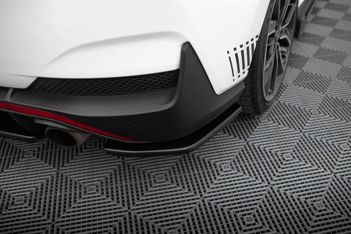 Heck Ansatz Flaps Diffusor passend für Hyundai I30 N Mk3 Fastback  schwarz Hochglanz – Ansicht 3