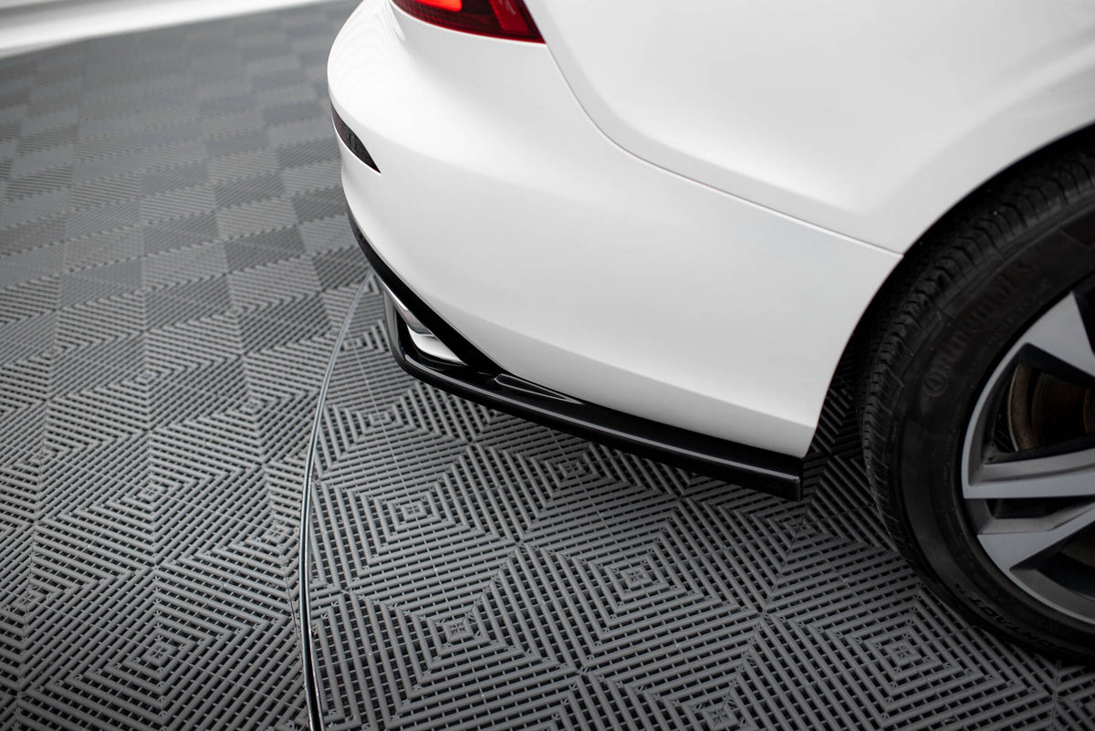 Heck Ansatz Flaps Diffusor passend für Volvo S60/V60 R-Design Mk3 schwarz Hochglanz – Ansicht 1
