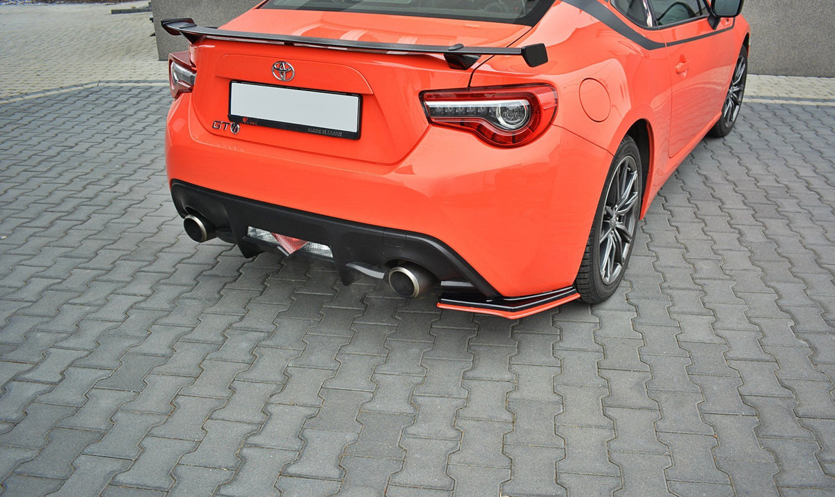 Heck Ansatz Flaps Diffusor V.2 passend für Toyota GT86 Facelift  schwarz Hochglanz – Ansicht 4