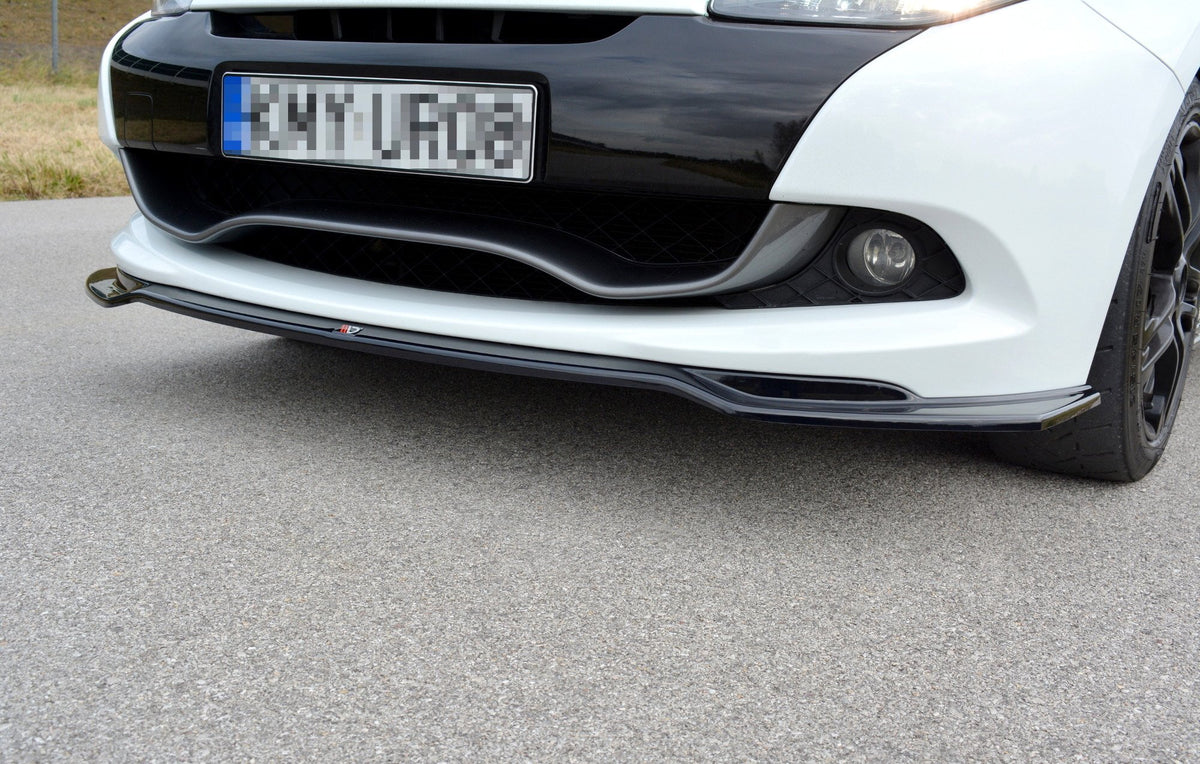 Street+ Spoilerlippe Front Ansatz V.1 passend für RENAULT CLIO MK3 RS FACELIFT schwarz Hochglanz – Ansicht 3