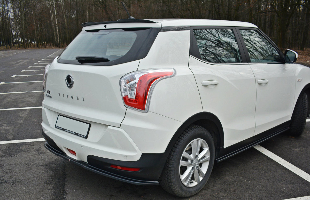 Heckspoiler Lippe SSANGYONG TIVOLI schwarz Hochglanz – Ansicht 1