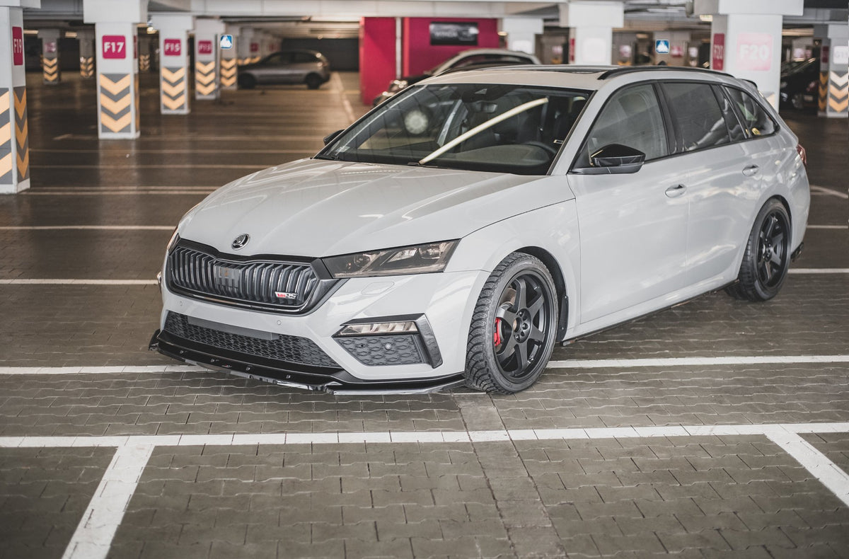 Street+ Spoilerlippe Front Ansatz V.3 passend für Skoda Octavia RS Mk4 schwarz Hochglanz – Ansicht 4