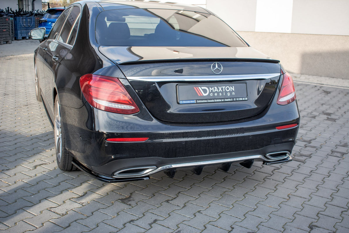 Heck Ansatz Flaps Diffusor passend für Mercedes-Benz E43 AMG / AMG-Line Limousine / Kombi  W213 / S213  schwarz Hochglanz – Ansicht 3