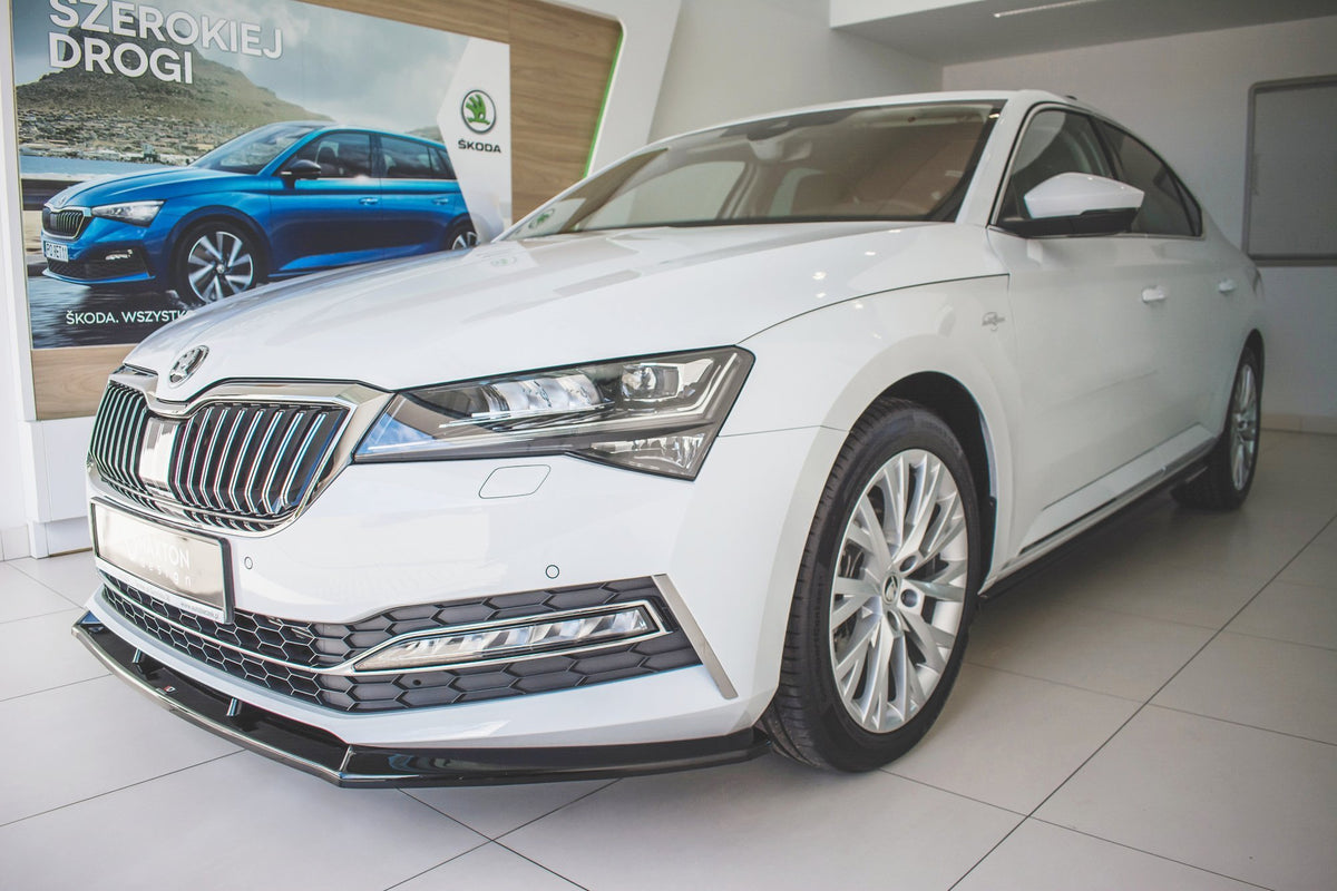 Street+ Spoilerlippe Front Ansatz V.2 passend für Skoda Superb Liftback / Combi Mk3 Facelift schwarz Hochglanz – Ansicht 5